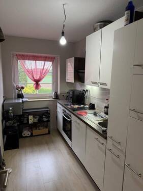 Küche voll ausgestattet - 3 Zimmer Etagenwohnung zur Miete in Wolfsburg