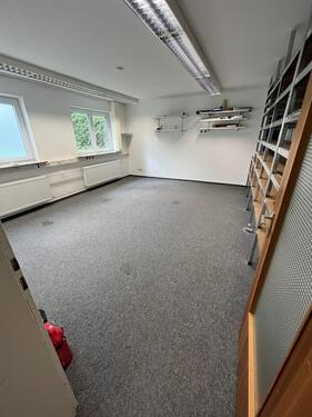 großer Raum.jpg - Büro in Kirchheim unter Teck zur Miete