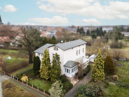 Bild 1 - Herrschaftliches Wohnhaus mit vielfältigen Möglichkeiten auf großem Grundstück