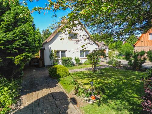 Hausansicht - 3 Zimmer Einfamilienhaus zum Kaufen in Rellingen