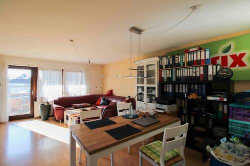 Wohnzimmer - 3 Zimmer Einfamilienhaus in Pforzheim