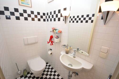 WC Wohnung EG - 