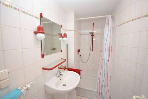 Bad Wohnung EG - 