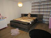 Schlafzimmer - 9 Zimmer Mehrfamilienhaus, Wohnhaus in Jagstheim