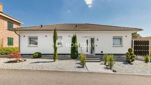 Außenansicht 3 - 4 Zimmer Bungalow zum Kaufen in Zuzenhausen