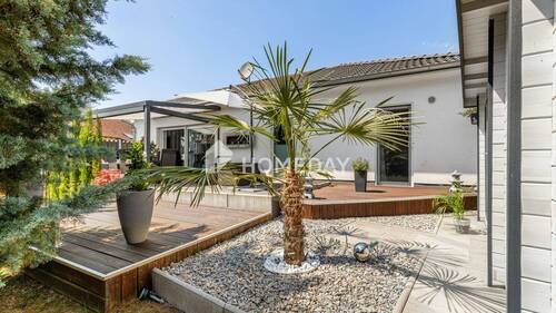 Terrasse 3 - 4 Zimmer Bungalow in Zuzenhausen