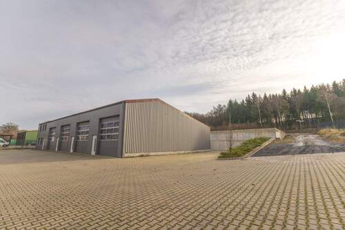 8Q1A8921.jpg - Halle in Menden