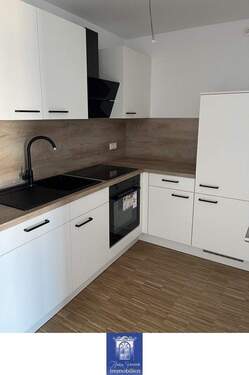 EBK - Etagenwohnung mit 44,20 m&sup2; in Arnsdorf zur Miete