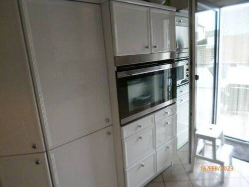 Küche mit Ausgang Balkon - 