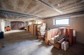 Garage - 