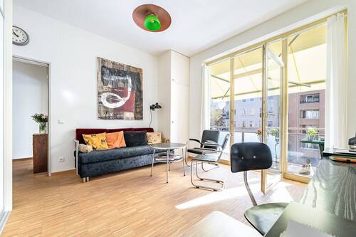 Zimmer 2 - 