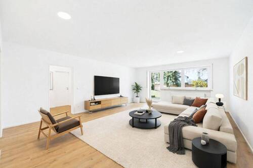 Wohnzimmer - Erstbezug nach Renovierung! 3-Zimmer-Wohnung mit sonniger Terrasse & Einbauküche in begehrter Lage