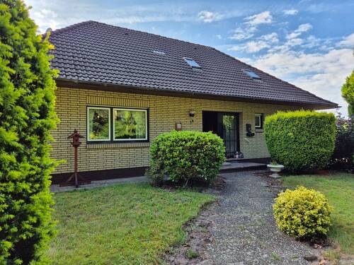 Zuwegung Eingangsbereich - Bungalow mit 105,00 m² in Barßel / OT Neuland zum Kaufen