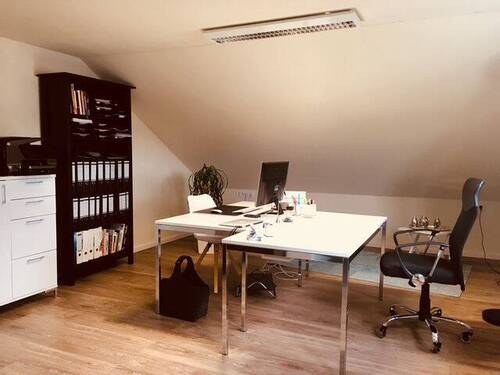 Büroraum 1 - Büro mit 38,00 m&sup2; in Remshalden zur Miete