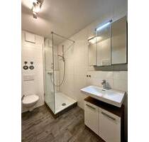 -RESERVIERT- Generalsanierte 2-Zimmer-Wohnung, zentrale Lage, TG-Duplexparker - Herzogenaurach