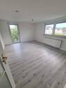 Zimmer 1 - Gepflegte 4-Zimmer-Wohnung mit Balkon und Garten