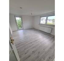 Gepflegte 4-Zimmer-Wohnung mit Balkon und Garten - Waldkraiburg