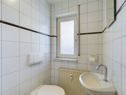 WC - 