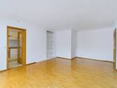 Wohn- /Essbereich - Etagenwohnung mit 82,00 m² in Stuttgart zur Miete