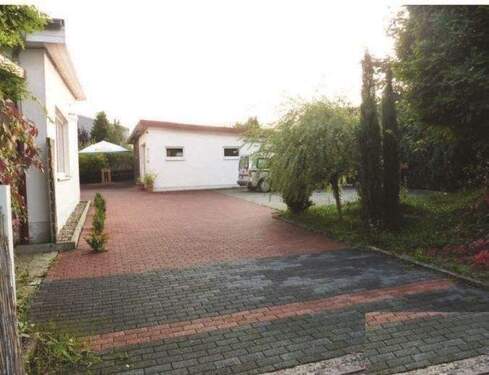 Aussenansicht - 1 Zimmer Mehrfamilienhaus, Wohnhaus zum Kaufen in Fuldatal