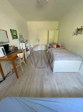 Schlafzimmer 1 (1. OG) - 