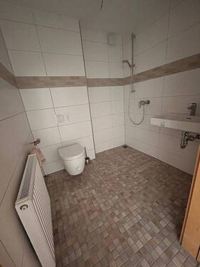 Dusche/WC im UG - 