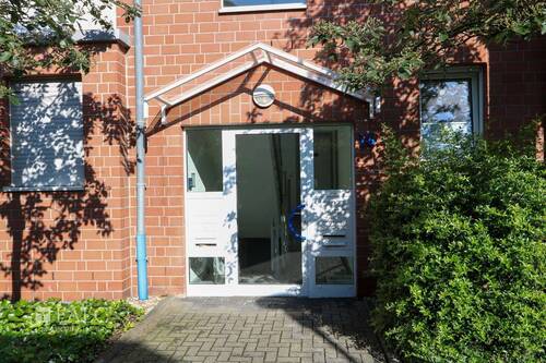 Hauseingang - 3 Zimmer Etagenwohnung in Grevenbroich