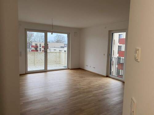 Wohnzimmer.jpg - 2 Zimmer Etagenwohnung zur Miete in Stein
