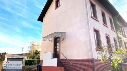 Seitenansicht - 5 Zimmer Einfamilienhaus zum Kaufen in Mettlach