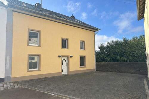 1.jpeg - Bauernhaus in ruhiger Lage direkt an der Grenze Luxemburg