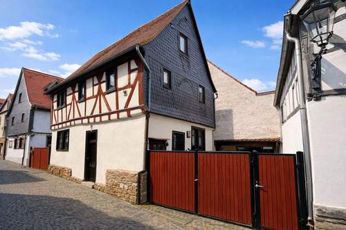 Frontansicht - *Seltene Gelegenheit* Fachwerkhaus in der malerischen Altstadt von Oberursel