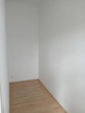 Ankleide - 3 Zimmer Etagenwohnung zur Miete in Hadamar