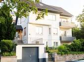 Hausansicht - Starker Standort, sichere Miete, viel Potenzial: Mehrfamilienhaus in Sindelfingen