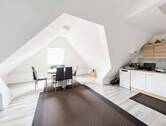 DG - 1 Zimmer Mehrfamilienhaus, Wohnhaus zum Kaufen in Sindelfingen