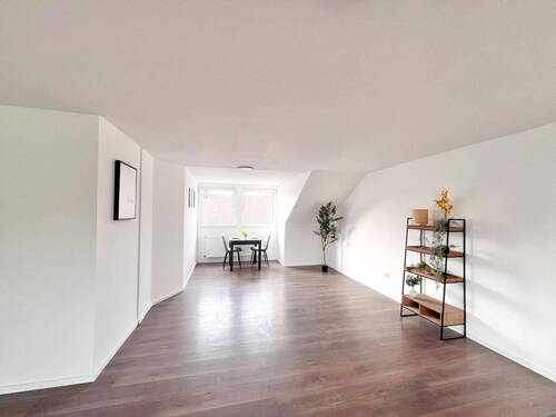 Wohn-/Essbereich 3 - 3 Zimmer Etagenwohnung in Köln