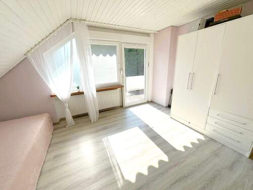 Schlafzimmer 4 - 