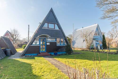 Hausansicht (2) - 3 Zimmer Mehrfamilienhaus, Wohnhaus zum Kaufen in Damp