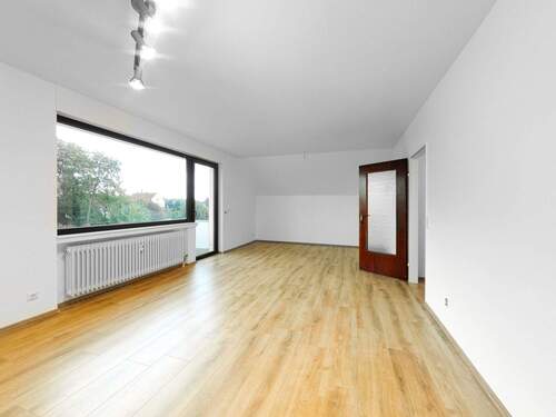 Wohnzimmer - 2 Zimmer Etagenwohnung zum Kaufen in Minden