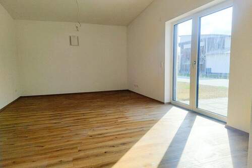 Wohnzimmer - 1 Zimmer Etagenwohnung zur Miete in Mamming