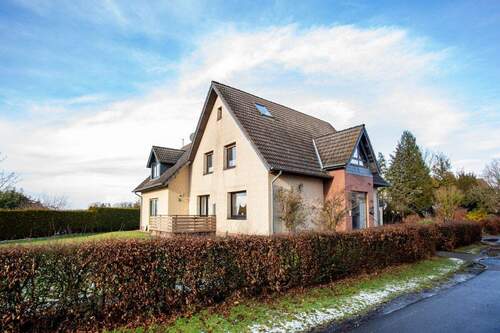 00_Titel - Zweifamilienwohnhaus im Grünen mit großem Grundstück in Bohmte-Herringhausen!