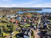 Lage im Wohngebiet mit Blick zum Kellersee - 