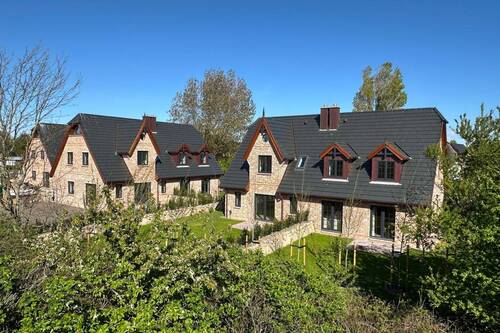 Bild 1 - Neubau von drei exklusiven Doppelhäusern mit jeweils 1 Ferien- und 1 Dauerwohnung