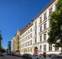 Investieren in Toplage: charmante 2-Zi.-Wohnung im gefragten Scheunenviertel von Berlin-Mitte!