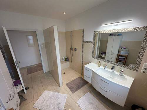 tempImageoFHtqk.jpg - 