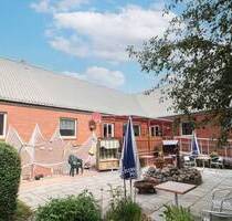 Gepflegtes EFH mit Sauna und großem Garten auch für Mehrgenerationen nutzbar - Tröndel Emkendorf