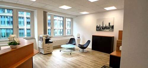 Empfang - Büro mit 48,00 m&sup2; in Leipzig zur Miete