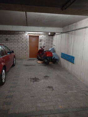 Stellplatz mit Zugang ins Haus - 