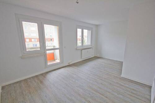 Wohnzimmer - 3-Raumwohnung sucht neuen Nutzer