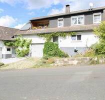 Substanz trifft Potenzial: Zweifamilienhaus zur umfassenden Modernisierung - Büdingen Rinderbügen