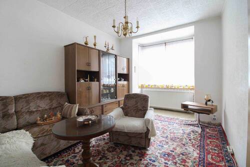 Wohnzimmer EG - Reihenmittelhaus mit 70,00 m&sup2; in Chemnitz zum Kaufen